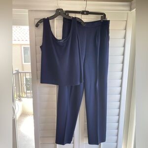 St. John Santana Knit Navy 2PC Set Tank Top & Pants Size 14 L Quiet Luxury